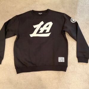 L.A. Clippers sweatshirt Navy blue size XL RARE INTUIT SEASON TICKET HOLDERS